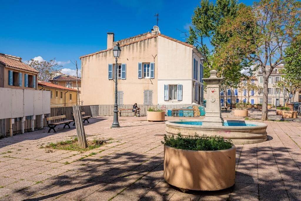 Appartement 5*, Climatise, Avec Terrasse Au Quartier Le Panier Marselha Exterior foto